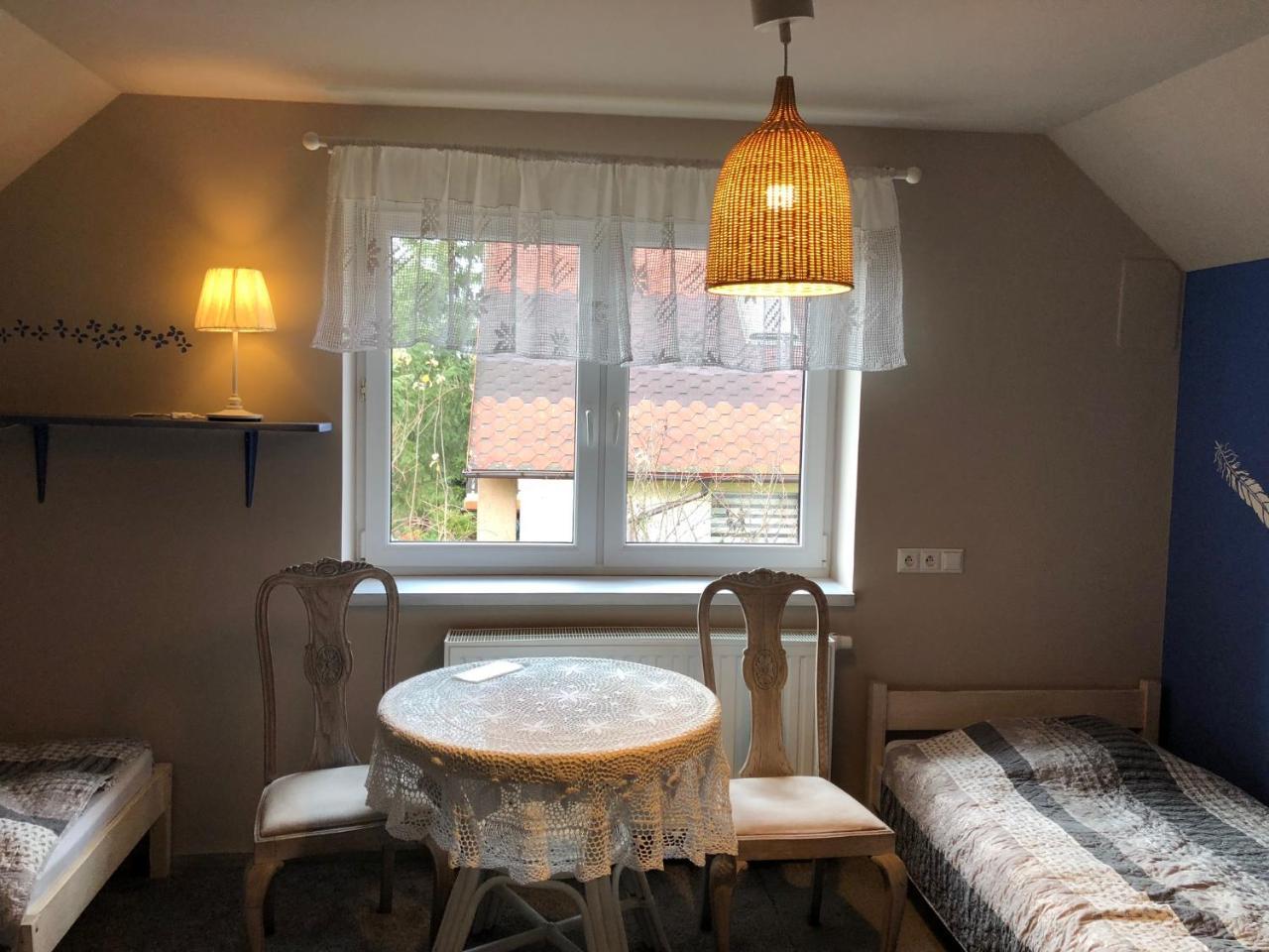 Stajnia Bialy Borek Biskupice Kocurów Exterior foto
